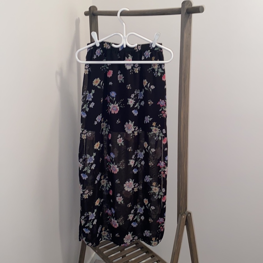 H&M - Picture 4 of 5